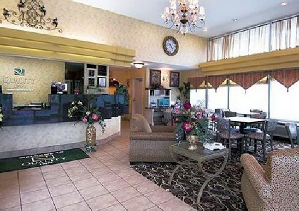 Fairbridge Inn Express Натчес Ресторант снимка